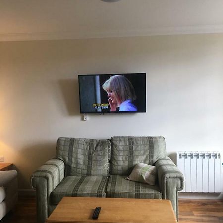 1 Lochness Rooms&Hostel Drumnadrochit Bagian luar foto