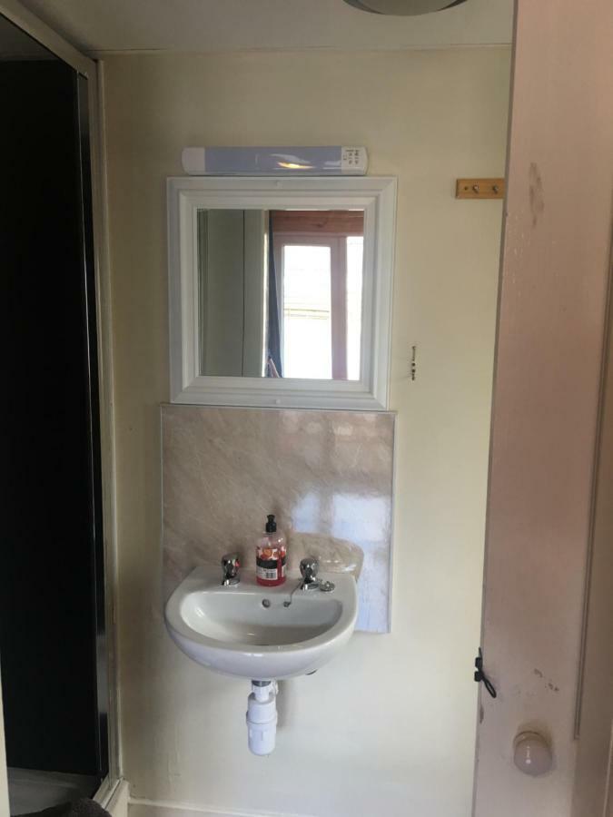 1 Lochness Rooms&Hostel Drumnadrochit Bagian luar foto